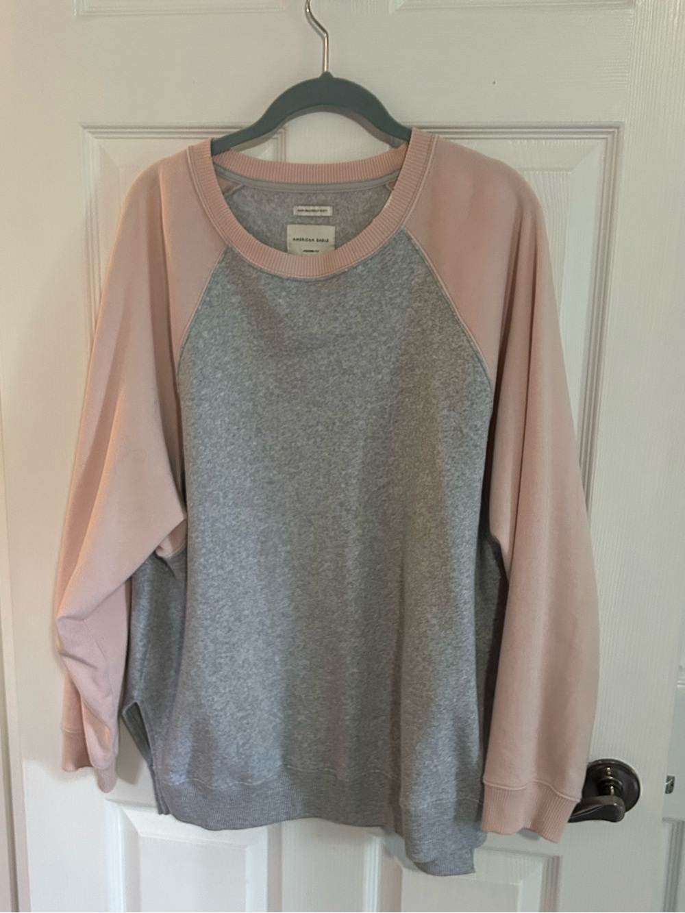 American Eagle Pink and Grey Sweater